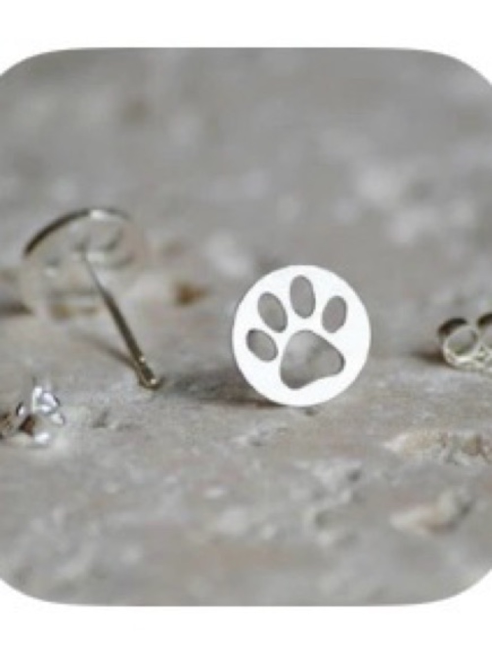925 Sterling Silver Paw Print Earrings - Silver